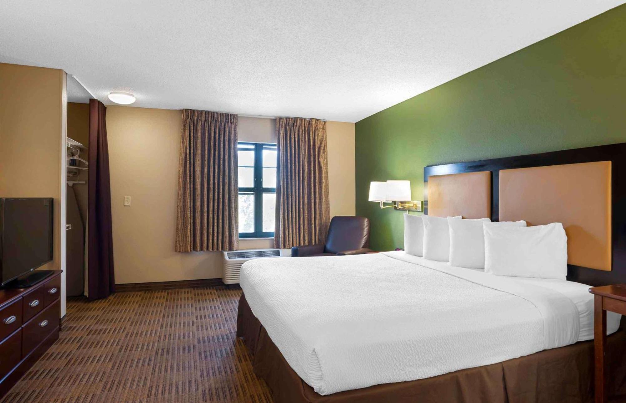Extended Stay America Select Suites - Des Moines - Urbandale Clive Exterior photo
