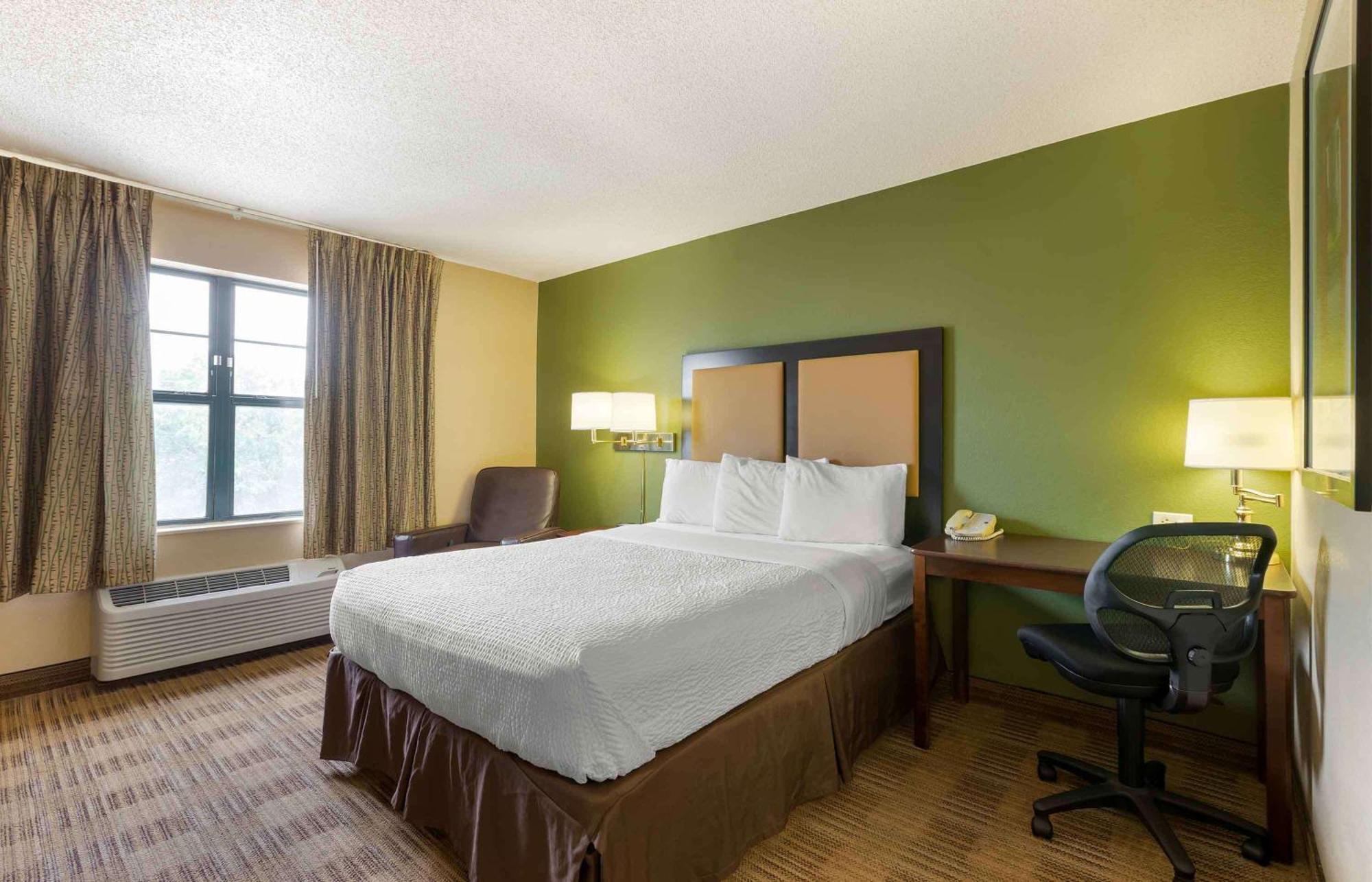 Extended Stay America Select Suites - Des Moines - Urbandale Clive Exterior photo