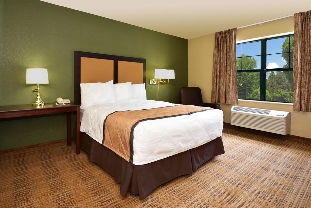Extended Stay America Select Suites - Des Moines - Urbandale Clive Exterior photo