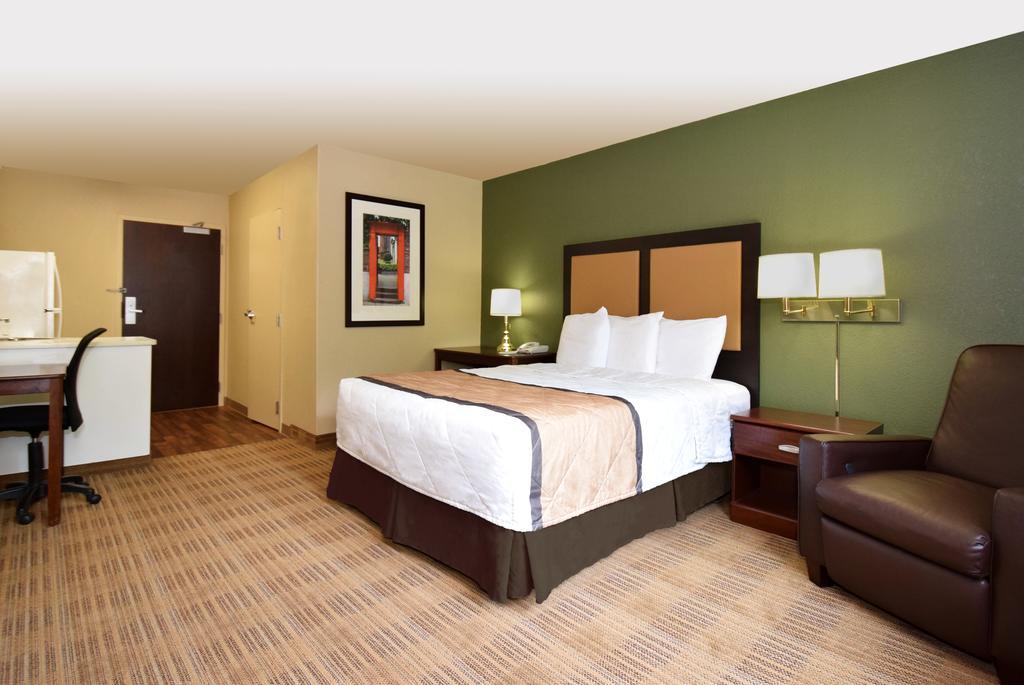 Extended Stay America Select Suites - Des Moines - Urbandale Clive Exterior photo