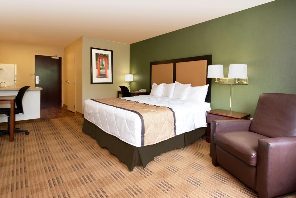 Extended Stay America Select Suites - Des Moines - Urbandale Clive Exterior photo